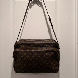 SOLD Louis Vuitton Nile Monogram Canvas Crossbody Vintage Éclair Zipper